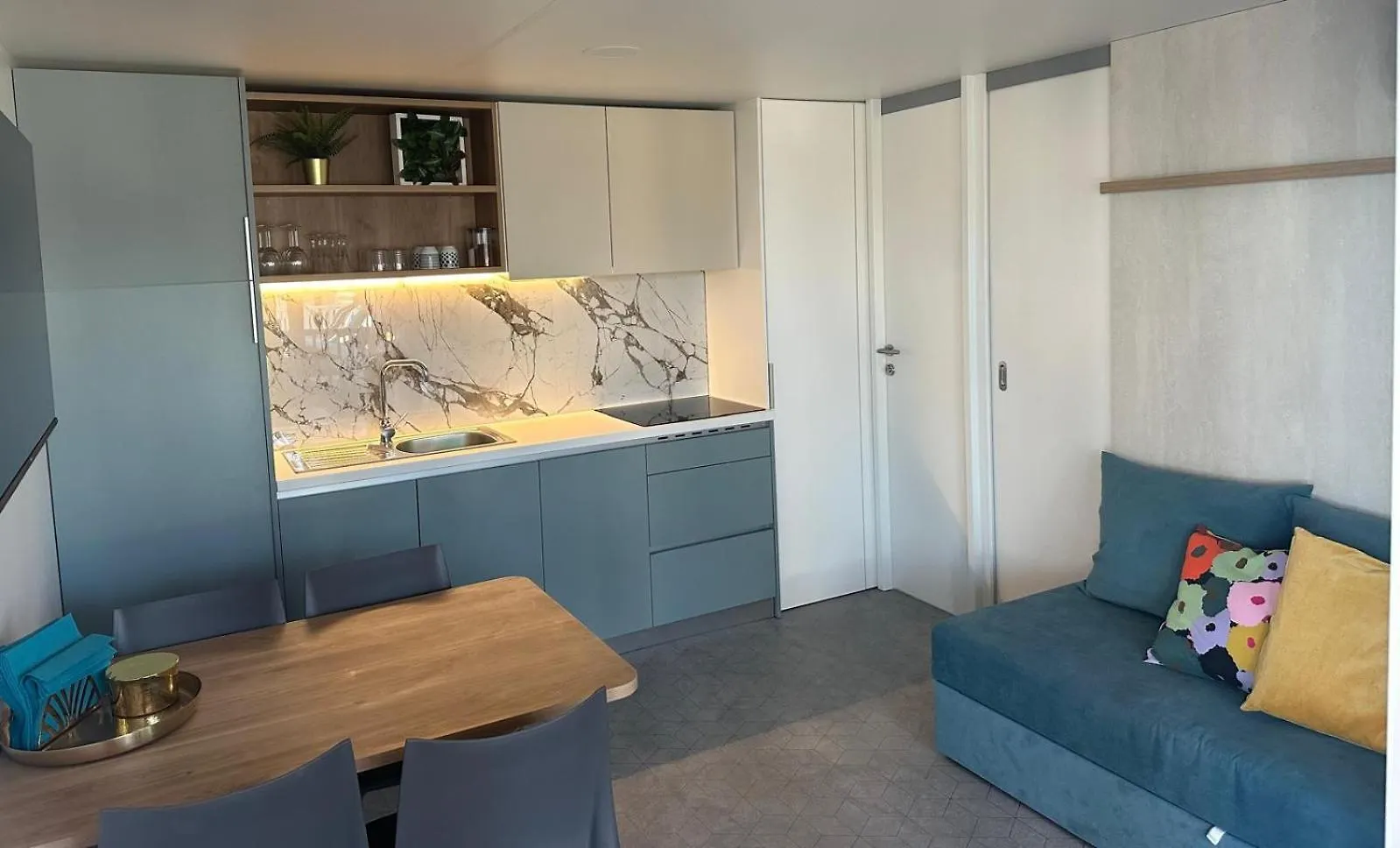 סבטי פטר Mobile Home Sea Breeze 0*, סבטי פטר